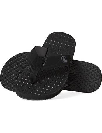 Shop Surfdome Men s Flip Flops up to 70 Off DealDoodle