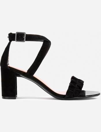 alinra suede block heel sandals