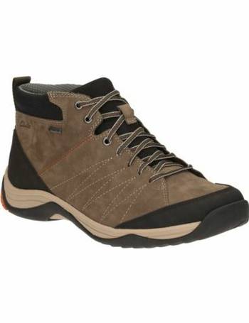 Shop Clarks Men's Walking & Boots up to 70% Off | DealDoodle