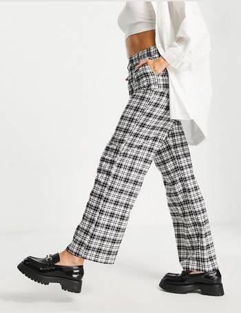 Hollister ultra high rise tapered trouser in black plaid