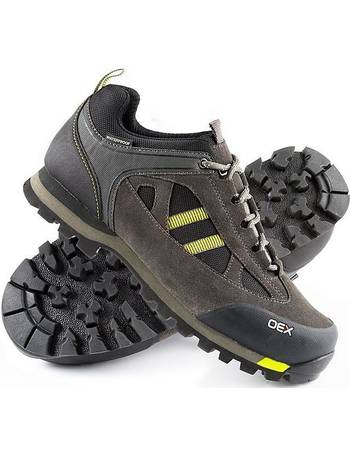 walking shoes go outdoors