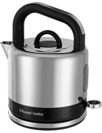 Distinctions Kettle Black 1.5L 26420 from Robert Dyas