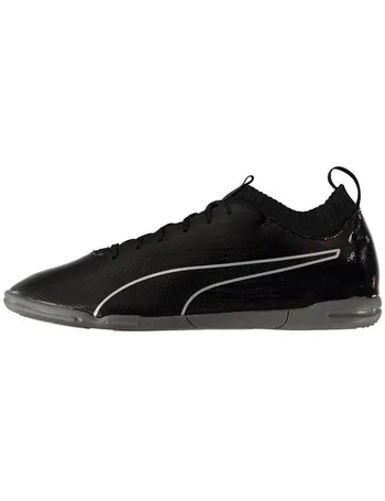 puma indoor football trainers