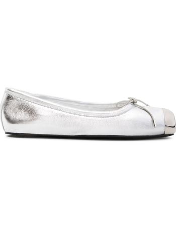 Shop Alexander Mcqueen Flat Shoes for Women up to 70% Off