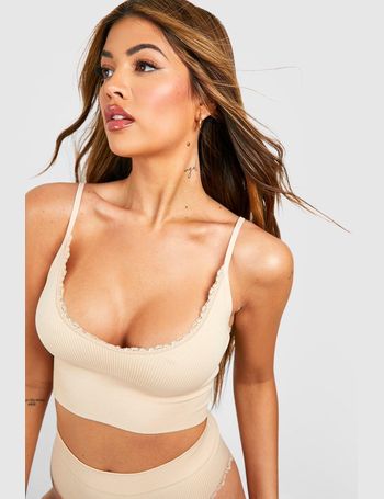 Boohoo Plus Seamless Longline Bra in White