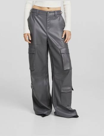Multi-pocket twill cargo printed trousers