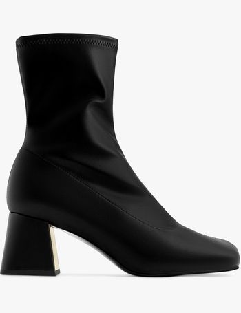 Black Platform Side-Zip Ankle Boots | CHARLES & KEITH