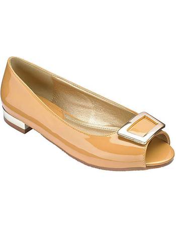 kaskade vejr operatør Shop Women's Footflex Shoes up to 70% Off | DealDoodle