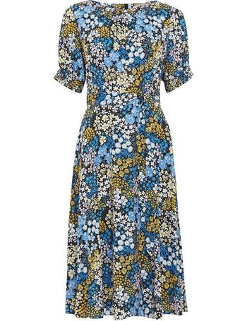 Billie and blossom 2025 blue floral dress