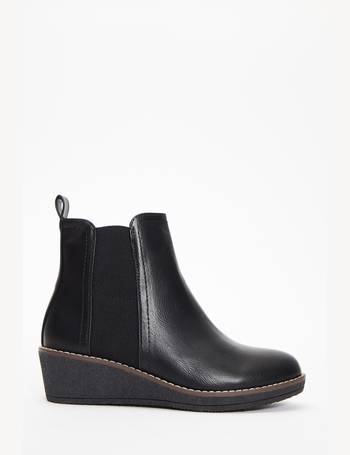 Quiz sale wedge boots