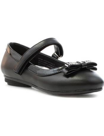 Walkright Girls Easy Fasten Shoe in Black