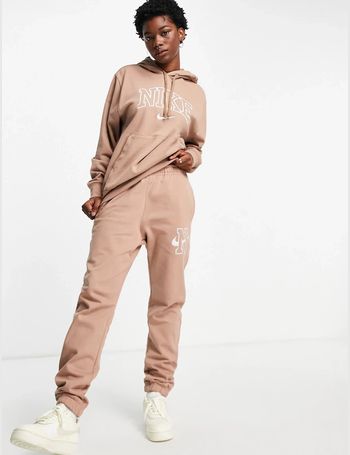 nike joggers tawny brown