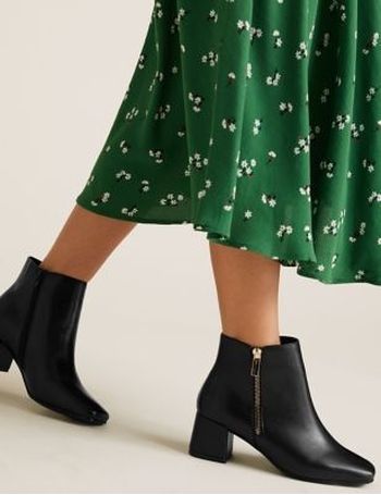 mia open toe clogs