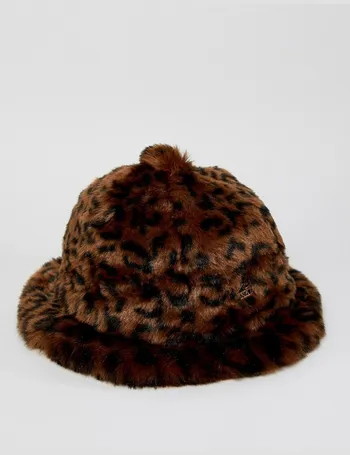 kangol faux fur casual bucket hat in leopard print