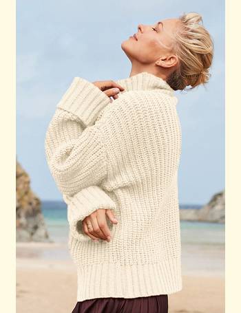 Shop Women's Oversized Knitted Jumpers |