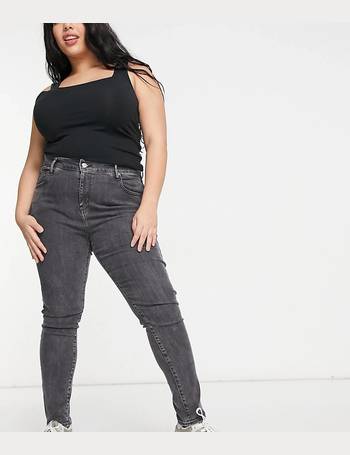 levi pull on jeans plus size