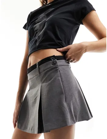Tailored skort with box pleats - Women