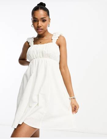 Shop Abercrombie and Fitch Women's White Dresses up to 70% Off