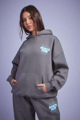 Women's Dsgn Studio 3d Embroidered Acid Wash Oversized Hoodie