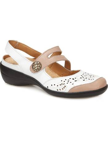 Pavers discount loretta sandals