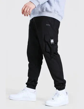 man shell buckle joggers