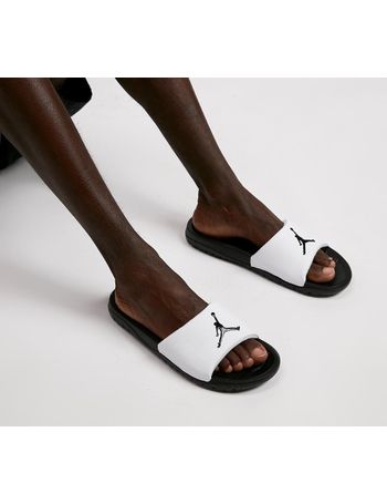 footasylum nike sliders