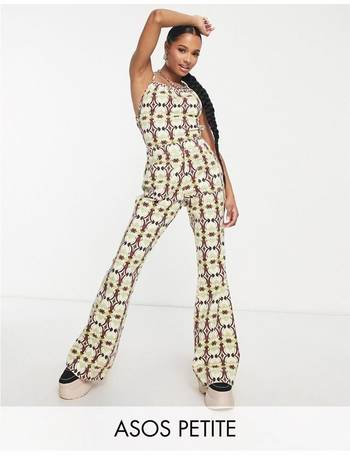 ASOS DESIGN Petite 60s collar jumpsuit with belt in geo print