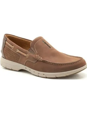 clarks mens wide fit boat shoes