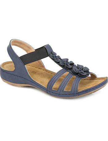 fly flot sandals at pavers