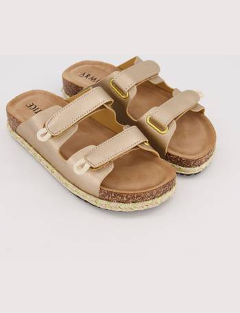 bronzen Ophef Luidruchtig Shop TK Maxx Women's Gold Sandals up to 80% Off | DealDoodle