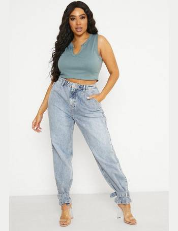 high waisted jeans and crop top plus size