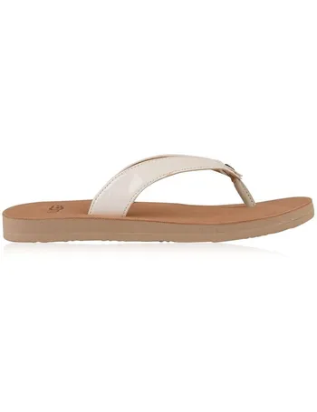 ugg tawney flip flop white