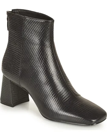 Shop Minelli Women s Black Leather Boots up to 50 Off DealDoodle