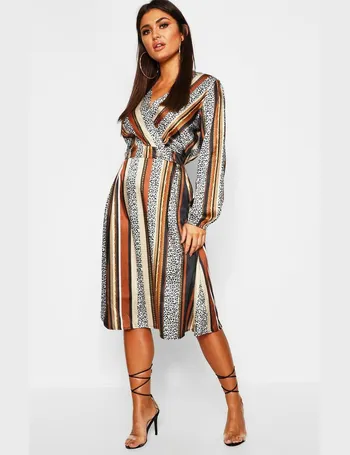 boohoo kimono sleeve midi dress in mixed stripe and floral print