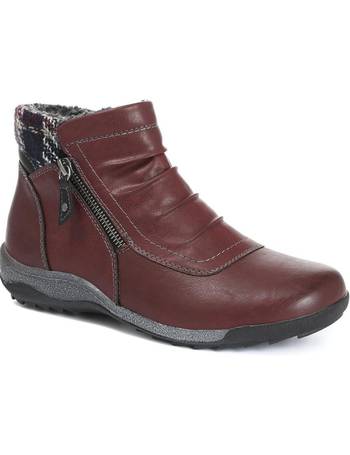 pavers relife ankle boots