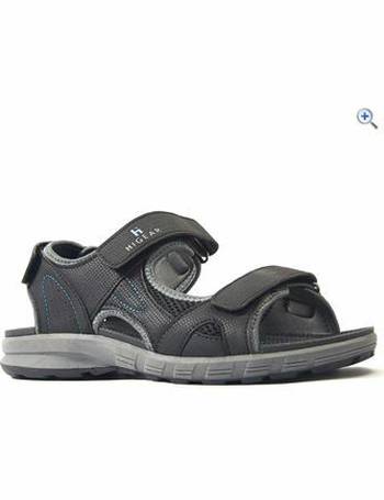 men's walking sandals go outdoors