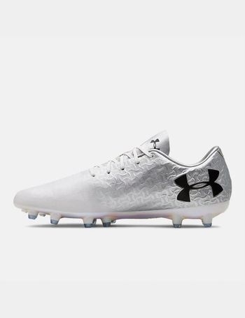 under armour soccer boot