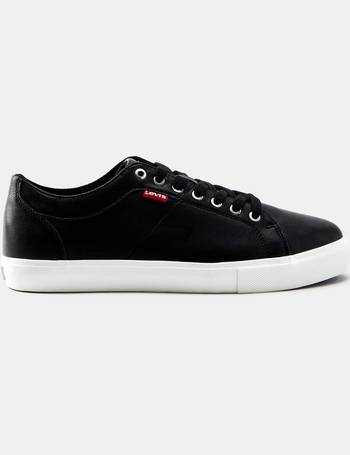 levis black trainers