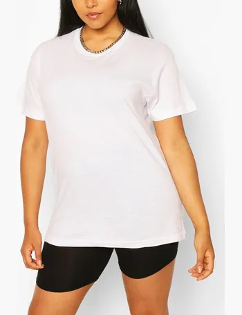 boohoo plus size shorts