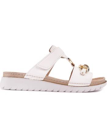 Lotus carrara store sandals