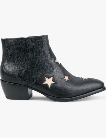 hush star boots