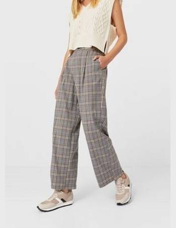 Shop Stradivarius Women's Floral Wide Leg Trousers up to 55% Off