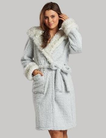 Loungeable soft fluffy waffle robe with star print in lilac