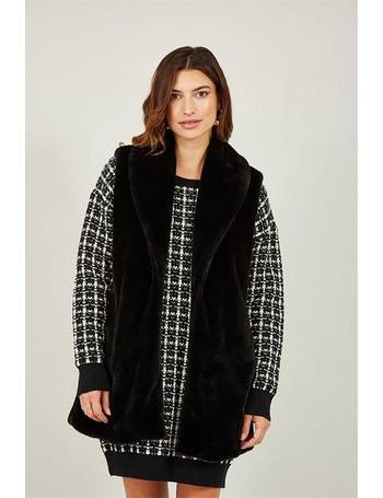 Shop Yumi Women's Black Jackets up to 60% Off