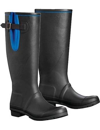 ladies wellies go outdoors