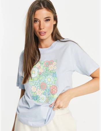 hans sød smag skitse Shop Monki Women's Floral T-shirts up to 60% Off | DealDoodle