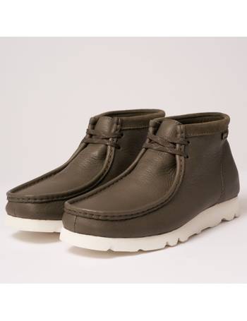 clarks wallabee gore tex black