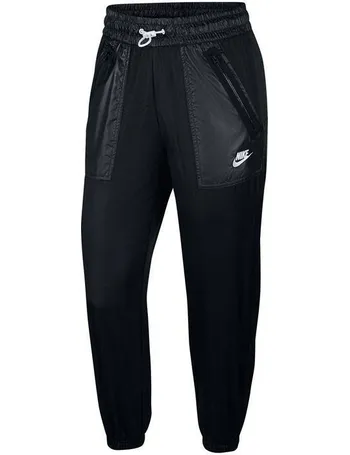 nike sports bottoms