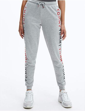 Jd tommy clearance hilfiger tracksuit