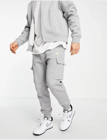 nike cargo jogging pants